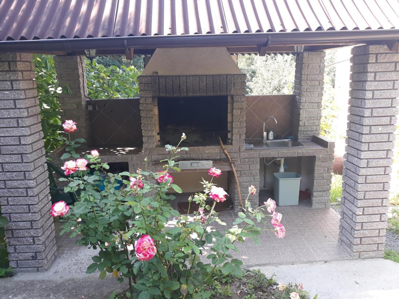 Котедж "Лісовий Затишок" Glubokoye Exterior photo